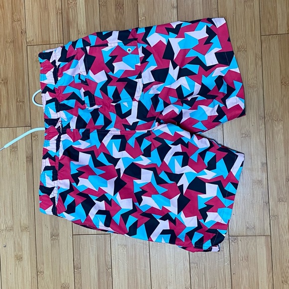 Mens swim trunks - Picture 2 of 3